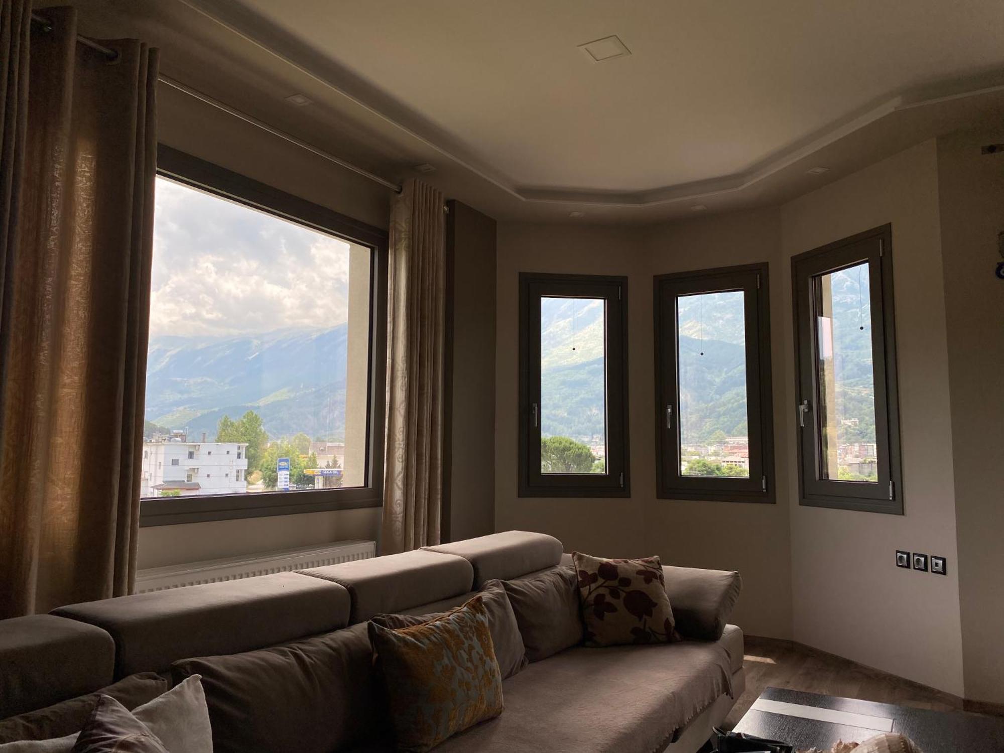 Villa Pamela Permet Luaran gambar